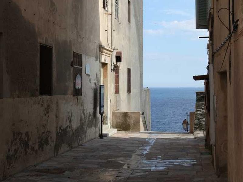 Fresh Handmade Gold Chips