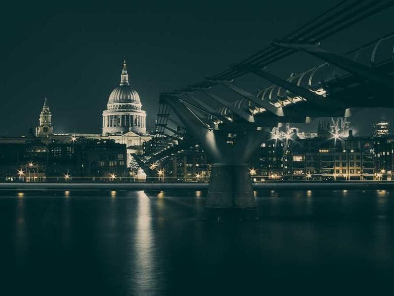 Practical Handcrafted Silk Chair